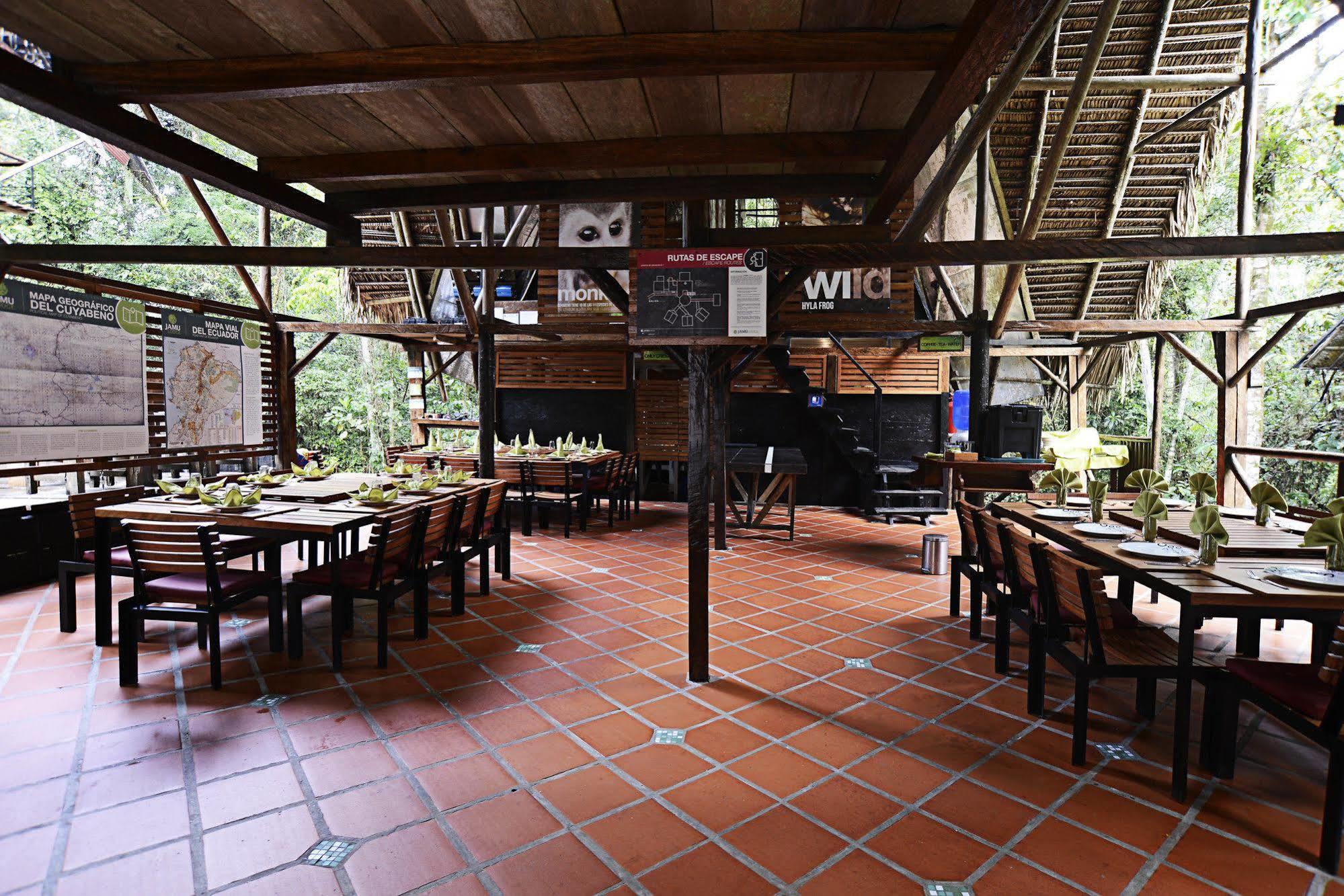 Jamu Lodge Puerto Montufar Eksteriør billede