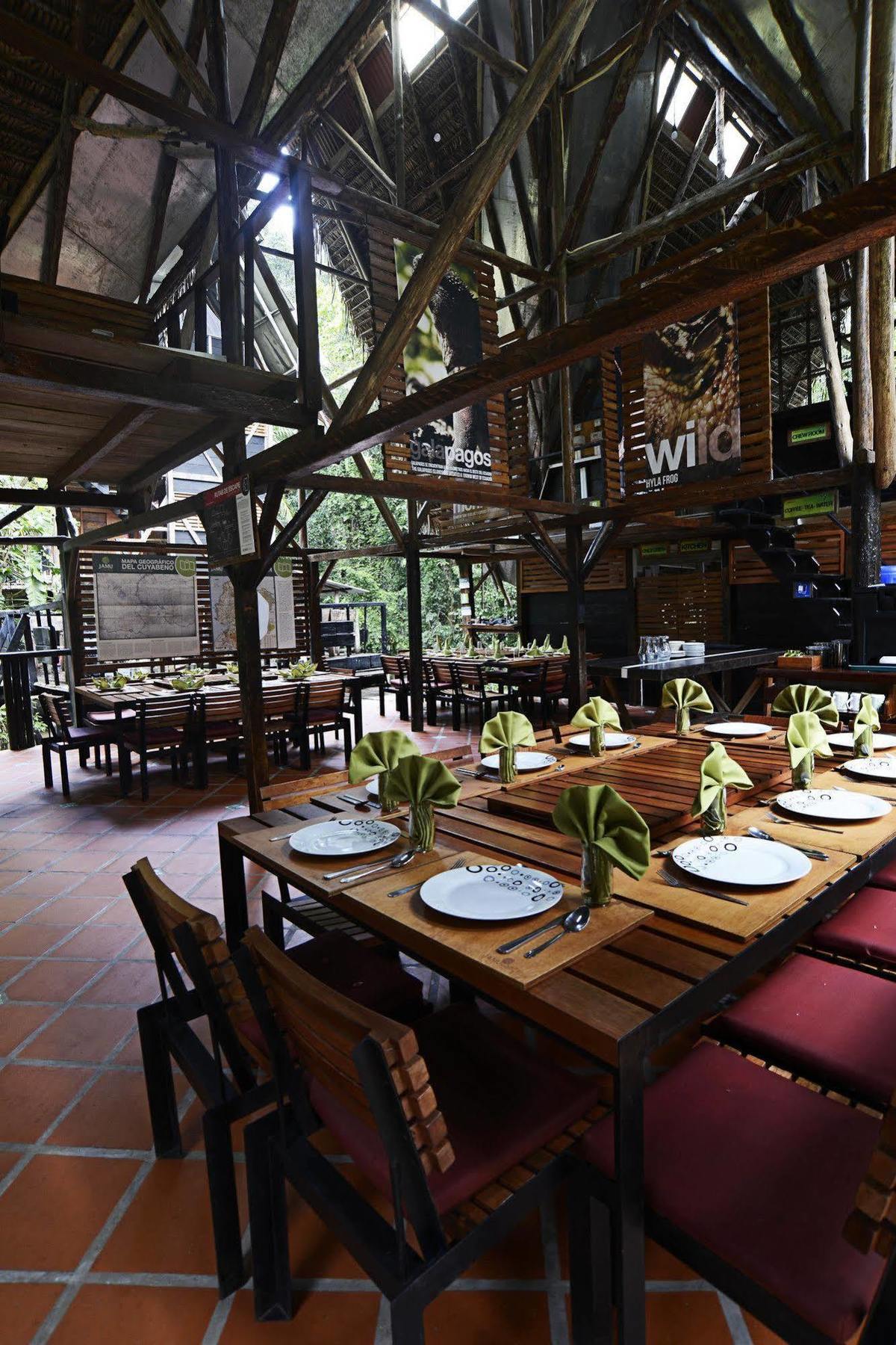 Jamu Lodge Puerto Montufar Eksteriør billede